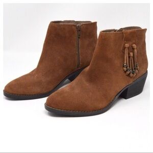 White Mountain Havana Hazel Suede Ankle Boots 6 M